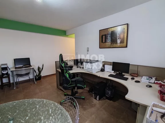 Imagem Sala comercial à venda em Taguatinga Norte, 33m², 1 banheiro, excelente localização. Oportunidade!