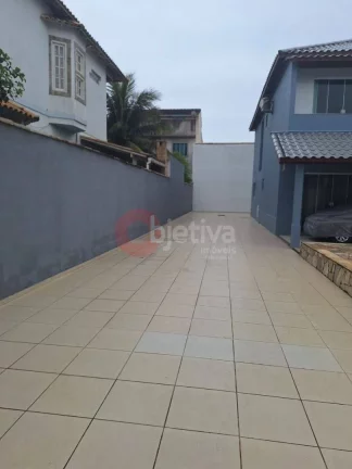 Imagem Casa com 5 dormitórios à venda, 176 m² - Miguel Couto - Cabo Frio/RJ