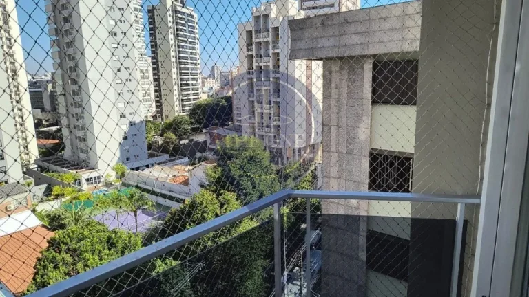 Imagem Apartamento de luxo na Vila Mariana: 3 quartos, 1 suíte, 2 salas e 2 vagas de garagem, 102m² - São Paulo-SP.