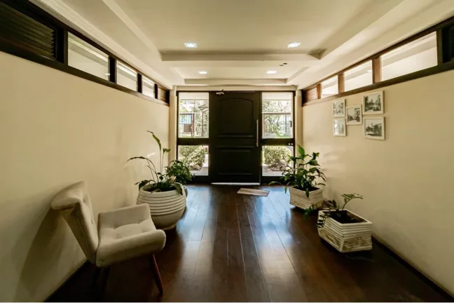 Imagem Apartamento à venda em Porto Alegre, Menino Deus, com 2 quartos, 61m2