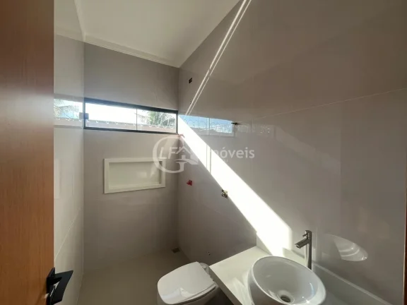 Imagem Excelente oportunidade: Casa à venda em Campo Grande-MS, Coophatrabalho, 3 quartos, 1 suíte, 119m², 2 vagas. Venha conferir!