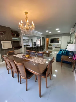 Imagem Apartamento com 3 suítes à venda no Centro de Balneário Camboriú/SC