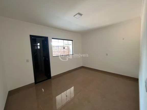 Imagem Imperdível: casa à venda em Campo Grande-MS, bairro Monte Castelo, 3 quartos, 3 suítes, 1 sala, 1 banheiro, 2 vagas, 110m².