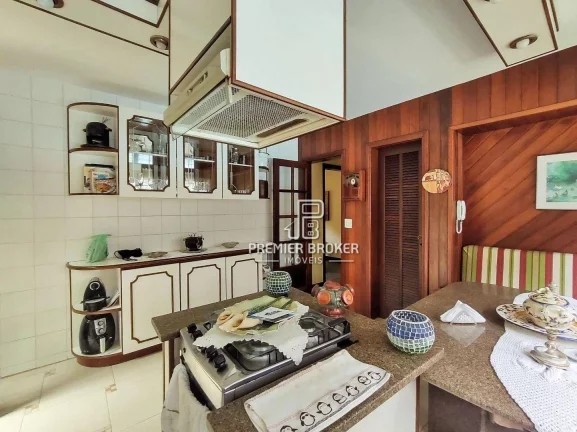Imagem Casa à venda, 200 m² por R$ 1.200.000,00 - Albuquerque - Teresópolis/RJ