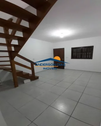 Imagem Sobrado com 2 dormitórios à venda, 98 m² por R$ 275.000 - Pontal de Santa Marina - Caraguatatuba/SP