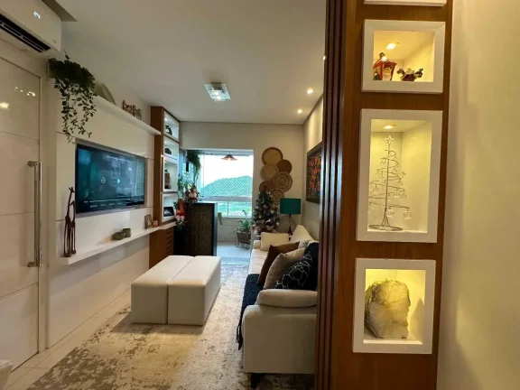 Imagem Apartamento mobiliado com 2 suítes e 2 vagas de garagem no Bairro Ressacada em Itajaí