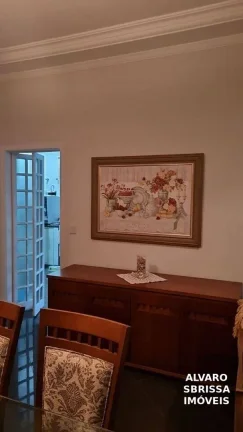 Imagem Casa Assobradada com Charme Arquitetônico em Itu/SP