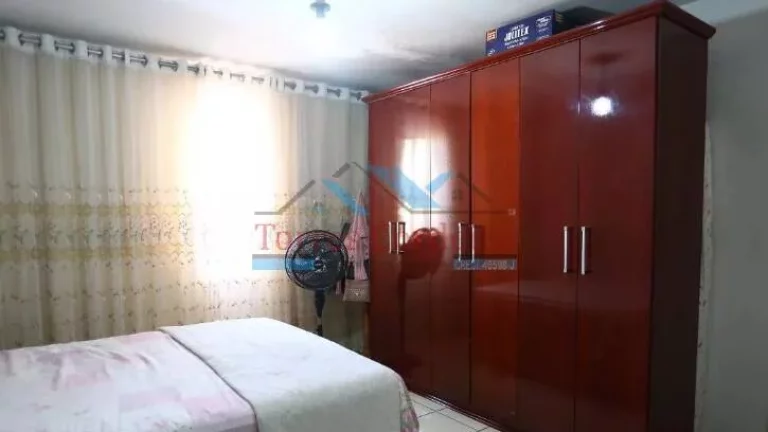 Imagem Sobrado com 3 dorm. + 2 vagas cobertas - Jd. Santos Dumond