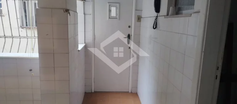 Imagem Apartamento de 2 Quartos para Venda em Copacabana com 100 m²