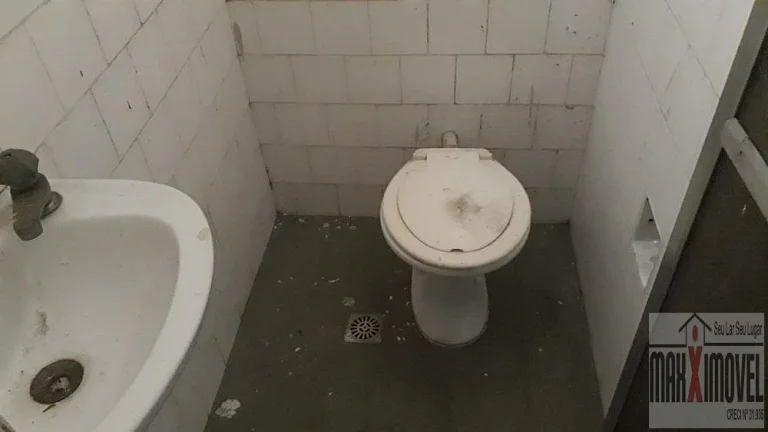 Imagem Sala comercial (loja) no Rio Comprido à venda RJ