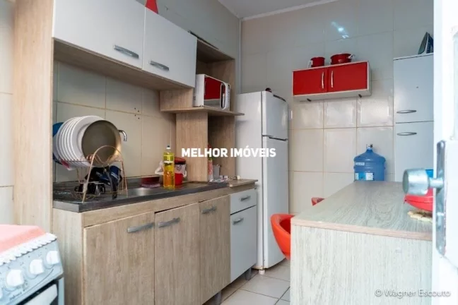 Imagem Casa com Edícula e Kitnet, totalmente mobiliada, localizada no bairro Teresópolis Porto Alegre - RS