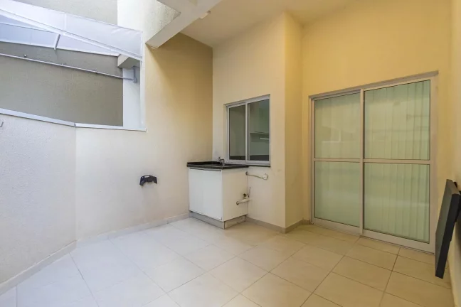 Imagem Apartamento de 2 quartos no bairro Capão Raso