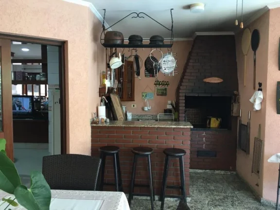 Imagem Casa no Res. Alpha 11 - 408m²