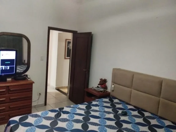 Imagem Casa a venda em Santos no bairro Bom Retiro