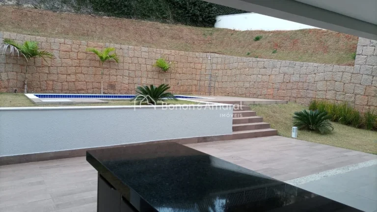 Imagem Casa em condomínio, com 376 m² e 4 dormitórios