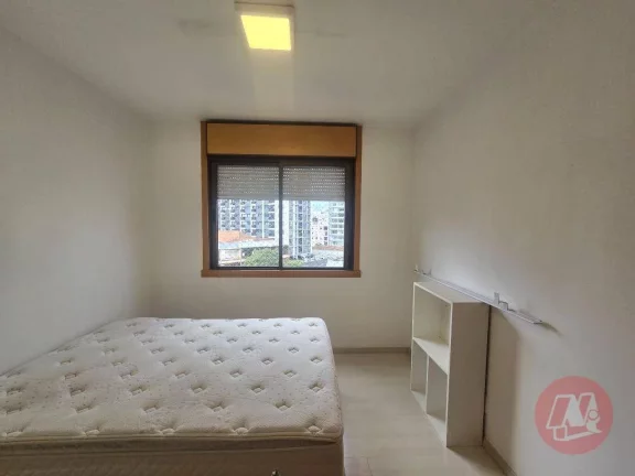 Imagem Apartamento para alugar, 90 m² por R$ 4.724,00/mês - Santa Cecília - Porto Alegre/RS