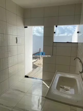Imagem Casa para Venda em Feira de Santana, SIM, 2 dormitórios, 1 suíte, 1 banheiro, 2 vagas