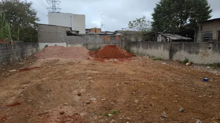 Imagem Terreno à venda, 160 m² por R$ 190.000,00 - Vila Amorim - Suzano/SP
