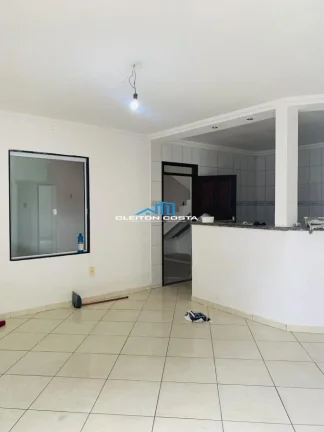 Imagem Casa para Venda em Feira de Santana, Tomba, 3 dormitórios, 1 suíte, 2 banheiros