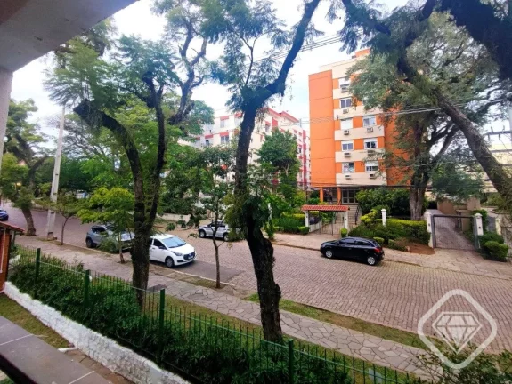 Imagem Apartamento reformado, 2 dormitórios, 2 banheiros, sacada e garagem escriturada, Bairro Tristeza.

...