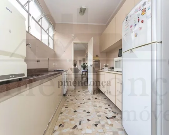 Imagem Apartamento com living para 3 ambientes, 3 dormitórios sendo 1 suíte com closet, banheiros sociais...