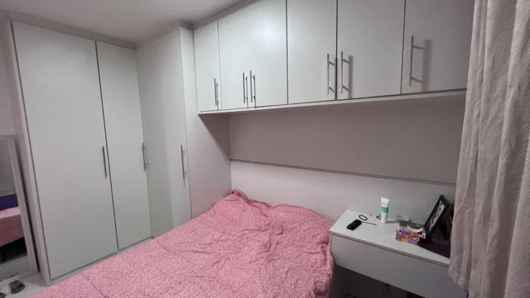 Imagem Apartamento com 2 dormitórios à venda, 50 m² por R$ 180.000,00 - Cidade São Jorge - Santo André/SP
