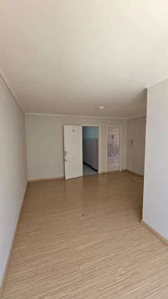 Imagem Apartamento 3 Quartos no Pinheirinho No 1º andar - R$295 mil
