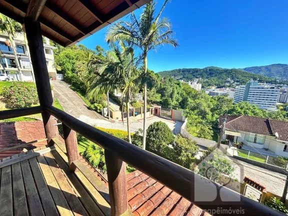 Imagem Casa ampla no Itacorubi, Florianópolis