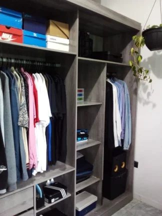 Imagem Casa à venda em Santo André-SP, Jardim Monções! 3 quartos, 1 suíte, 2 banheiros, 2 vagas de garagem, 163m². Confira!