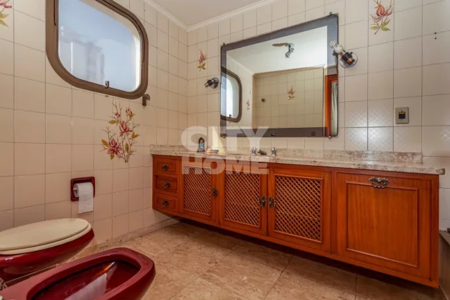 Imagem Ótimo apartamento com 301m² no Campo Belo, um por andar. Amplo living com varanda, home theather, ...