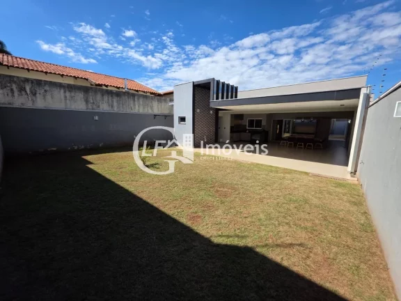 Imagem Casa à venda na Vila Vilas Boas: 3 suítes, 2 salas, 5 banheiros, vagas de garagem, 250m². Confira já!