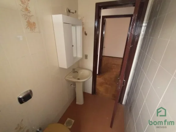 Imagem Apto de 2 dorm. para aluguel Bairro São João Porto Alegre/RS.