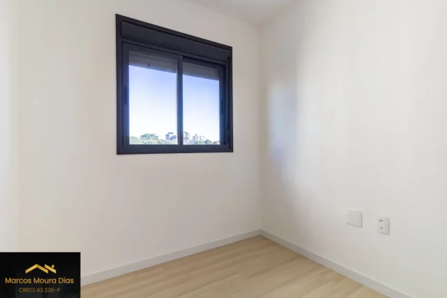 Imagem Apartamento 3 dormitórios ( 1 suíte) , 1 Vaga de Garagem. Edifício com Portaria 24 hs e Lazer