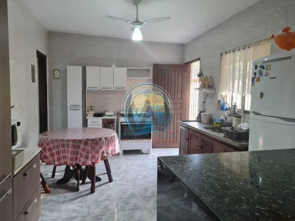 Imagem Imperdível oportunidade de adquirir uma luxuosa casa de 6 quartos e 4 suítes em Toninhas, Ubatuba-SP!