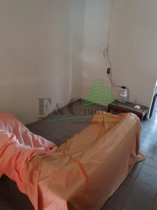 Imagem Casa para Venda em Limeira, Parque Hippolyto, 3 dormitórios, 2 banheiros, 4 vagas