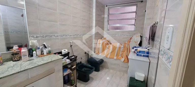 Imagem Apartamento de 4 Quartos para Venda em Copacabana com 200 m²