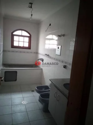 Imagem Sobrado à venda 3 Quartos, 1 Suite, 4 Vagas, 250M², Olímpico, São Caetano do Sul - SP