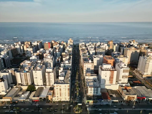 Imagem Apartamento 4 Dormitórios - Bairro Navegantes