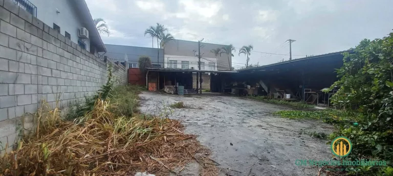 Área a venda 3600m2 para residencial, comercial ou industrial ótima localiz