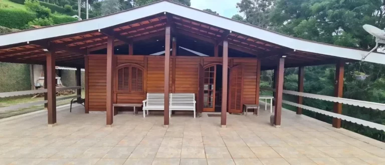 Imagem Casa à venda, 230 m² por R$ 1.005.000,00 - Capivari - Campos do Jordão/SP