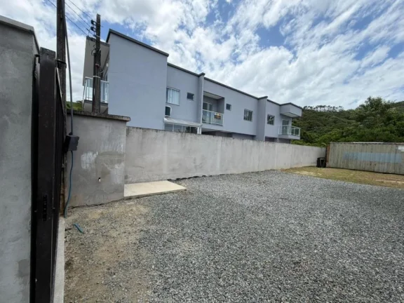 Imagem Terreno em Penha-SC de 300m² com sala comercial e Kitnet construída no bairro de Gravatá, projeto para 20 Lofts a venda por Adriano Carpes Imóveis
