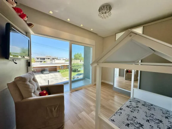 Imagem Casa em Condominio 4 Dormitórios - Bairro --