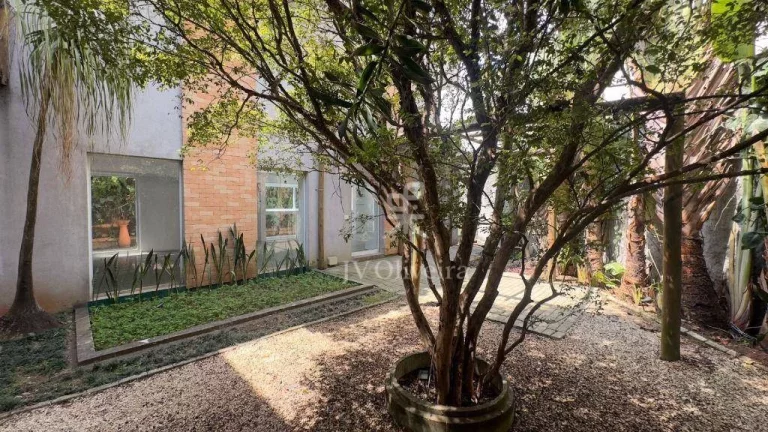 Imagem Casa com 3 dormitórios à venda, 335 m² por R$ 2.190.000,00 - Jardim Leonor - São Paulo/SP
