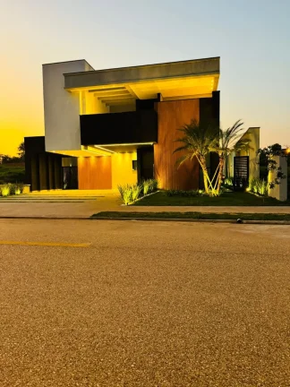 Imagem Casa de luxo no Condomínio na Vila Martins em Itu-SP: 3 quartos, 3 suítes, 3 salas, 5 banheiros e 4 vagas de garagem!
