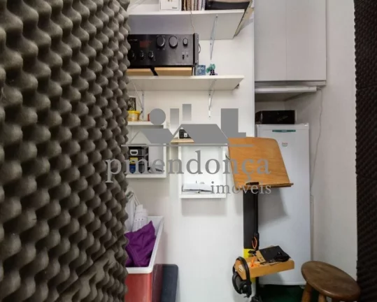 Imagem Apartamento totalmente reformado, living para 2 ambientes, terraço,3 dormitórios sendo 1 suíte, r...