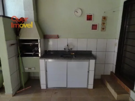 Imagem Imperdível oportunidade de compra: Casa à venda em Ribeirão Preto-SP, Jardim Irajá! 3 quartos, 1 suíte, 2 salas, 5 banheiros, 4 vagas de garagem, 151,59 m². Comercial ou residencial. Quer Imóvel Negócios Imobiliários.