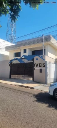 Imagem Sobrado para Venda em Sarandi, jardim gralha azul, 3 dormitórios, 1 suíte, 4 banheiros, 2 vagas