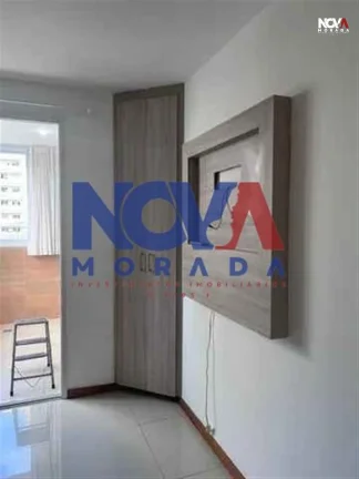 Imagem Descubra o prazer de viver a apenas uma quadra do mar em um apartamento que une conforto, segurança...