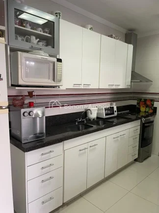 Imagem Apartamento encantador com 3 dormitórios, todos com armários planejados. A suíte principal inclui...