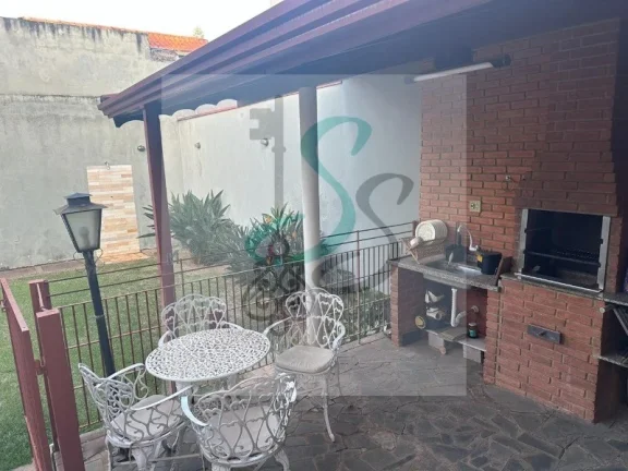 Imagem Venda de casa em bolsão no Parque das Universidades, Campinas. Casa com 4 dormitórios sendo 2 suítes, sala de estar, sala de jantar, jardim de inver